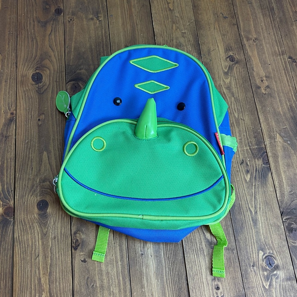 Skip hop zoo small Dakota dinosaur backpack